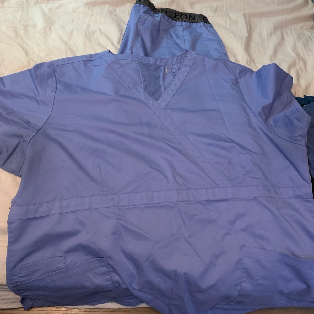 EON scrub top and bottom set